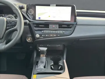 Lexus ES 300 h  BUSINESS