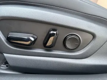 Lexus ES 300 h  BUSINESS
