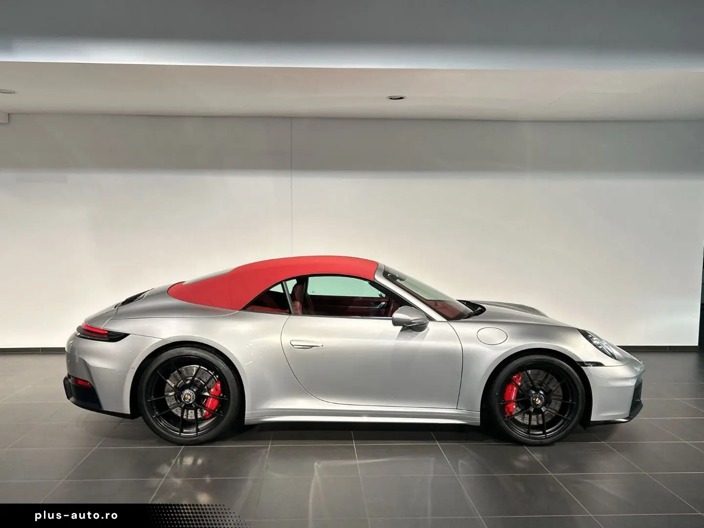 PORSCHE 992 911 Carrera 4 GTS Cabriolet InnoDrive BOSE