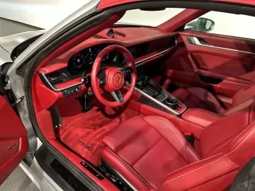 PORSCHE 992 911 Carrera 4 GTS Cabriolet InnoDrive BOSE