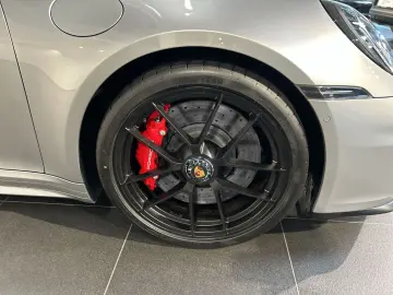 PORSCHE 992 911 Carrera 4 GTS Cabriolet InnoDrive BOSE