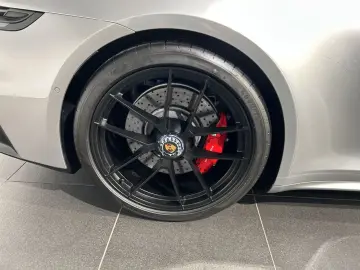 PORSCHE 992 911 Carrera 4 GTS Cabriolet InnoDrive BOSE