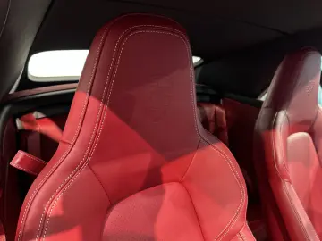 PORSCHE 992 911 Carrera 4 GTS Cabriolet InnoDrive BOSE