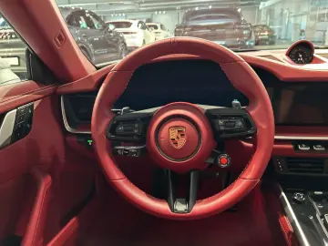PORSCHE 992 911 Carrera 4 GTS Cabriolet InnoDrive BOSE