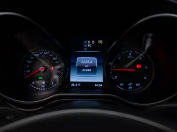 Mercedes Benz V250d Burmester Carplay Ventilatie