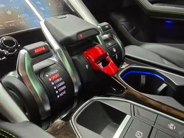Lamborghini Urus 4.0 V8 Panorama B&O Anima Massage-Seats 23