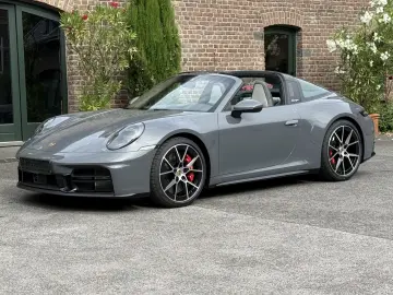 Porsche 992 911 Targa 4S HD-MATRIX BOSE SPORTDESIGN