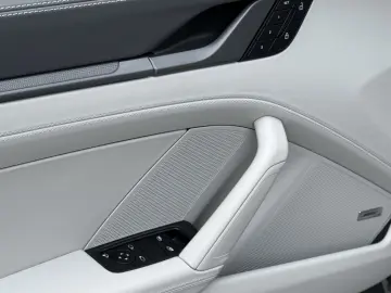 Porsche 992 911 Targa 4S HD-MATRIX BOSE SPORTDESIGN