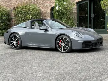 Porsche 992 911 Targa 4S HD-MATRIX BOSE SPORTDESIGN