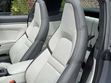 Porsche 992 911 Targa 4S HD-MATRIX BOSE SPORTDESIGN