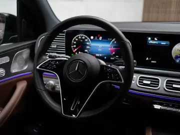 Mercedes-Benz GLE 300d 4M PANO   Burm   MEM   StandHZ   LED