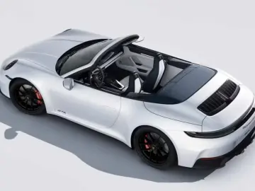 Porsche 992 Carrera 4 GTS Lift Ventilatie Bose
