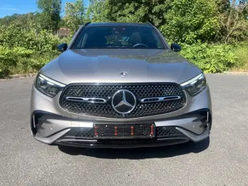 MERCEDES-BENZ GLC 200 4Matic AMG Leder-Nappa PANO KAMERA AHK