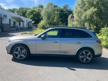 MERCEDES-BENZ GLC 200 4Matic AMG Leder-Nappa PANO KAMERA AHK