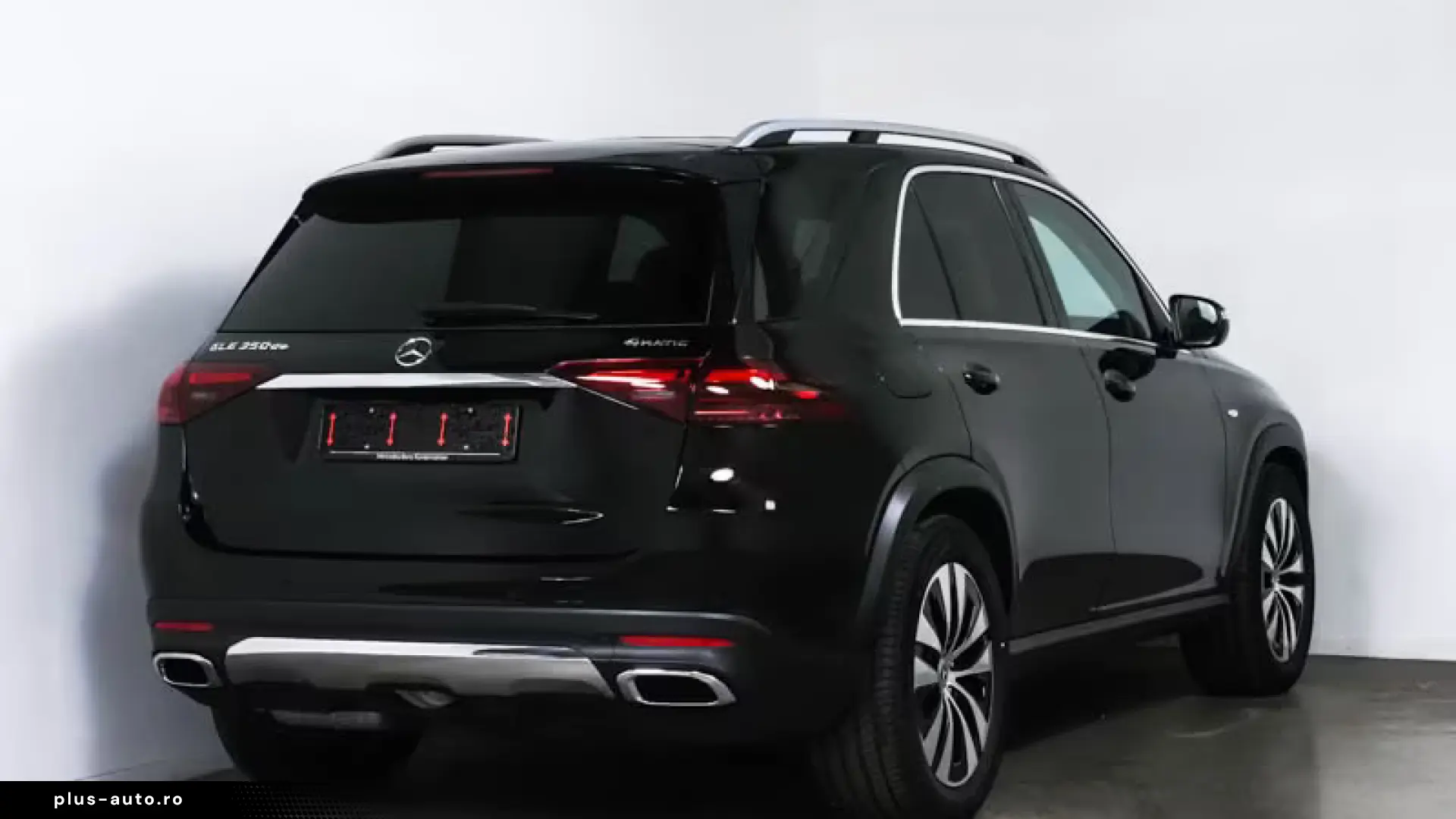 Mercedes-Benz GLE 350 de 4M MBEAM PANO MBUX AHK KAM DAB