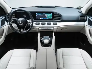 Mercedes-Benz GLE 350 de 4M MBEAM PANO MBUX AHK KAM DAB