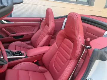 Porsche 992.2 Turbo S Cabrio Lift Burmester