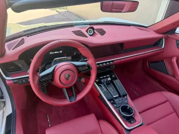 Porsche 992.2 Turbo S Cabrio Lift Burmester