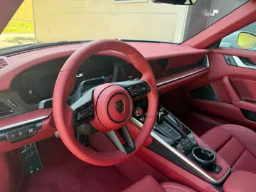 Porsche 992.2 Turbo S Cabrio Lift Burmester