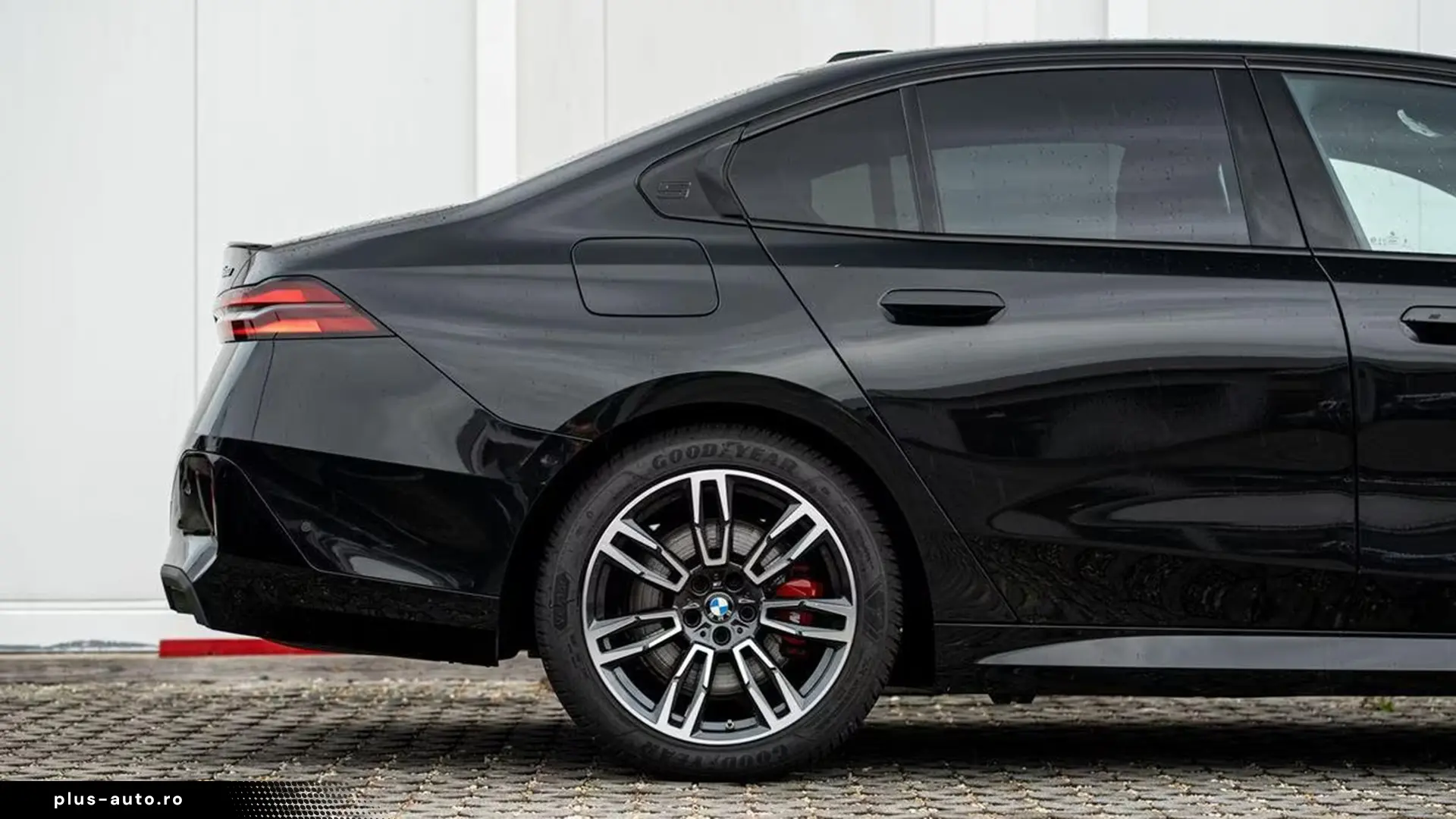 BMW 520d xDrive M Sport PRO   Finanțare Leasing