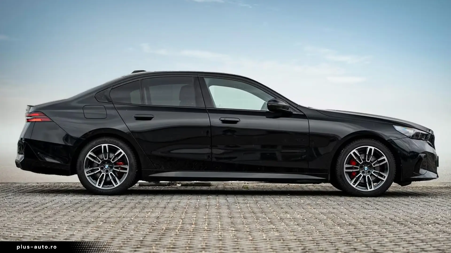 BMW 520d xDrive M Sport PRO   Finanțare Leasing