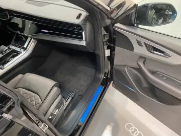 Audi Q8 55 TFSI QUATTRO TIPTRONIC MY25