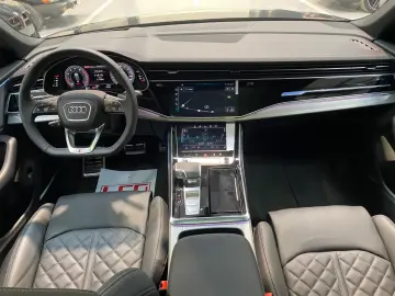 Audi Q8 55 TFSI QUATTRO TIPTRONIC MY25