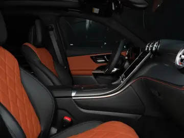 Mercedes-Benz GLC 300 4MATIC panoramic roof   BROWN