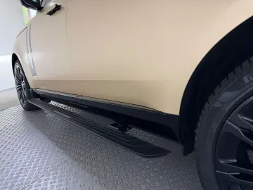 LAND ROVER Range Rover D350 Autobiography LWB 7 Sitze
