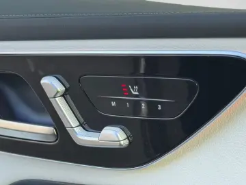Mercedes-Benz GLC 300 4M AMG AHK MBUX SHZ DIGILI 360