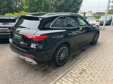 Mercedes-Benz GLC 300d 4M AMG AHK DISTRO MEMORY KEYLESS 360