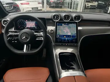 Mercedes-Benz GLC 300d 4M AMG AHK DISTRO MEMORY KEYLESS 360