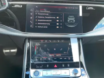 Audi Q8 50 TDI S-Line  HUD B&O Softclose Matrix 360