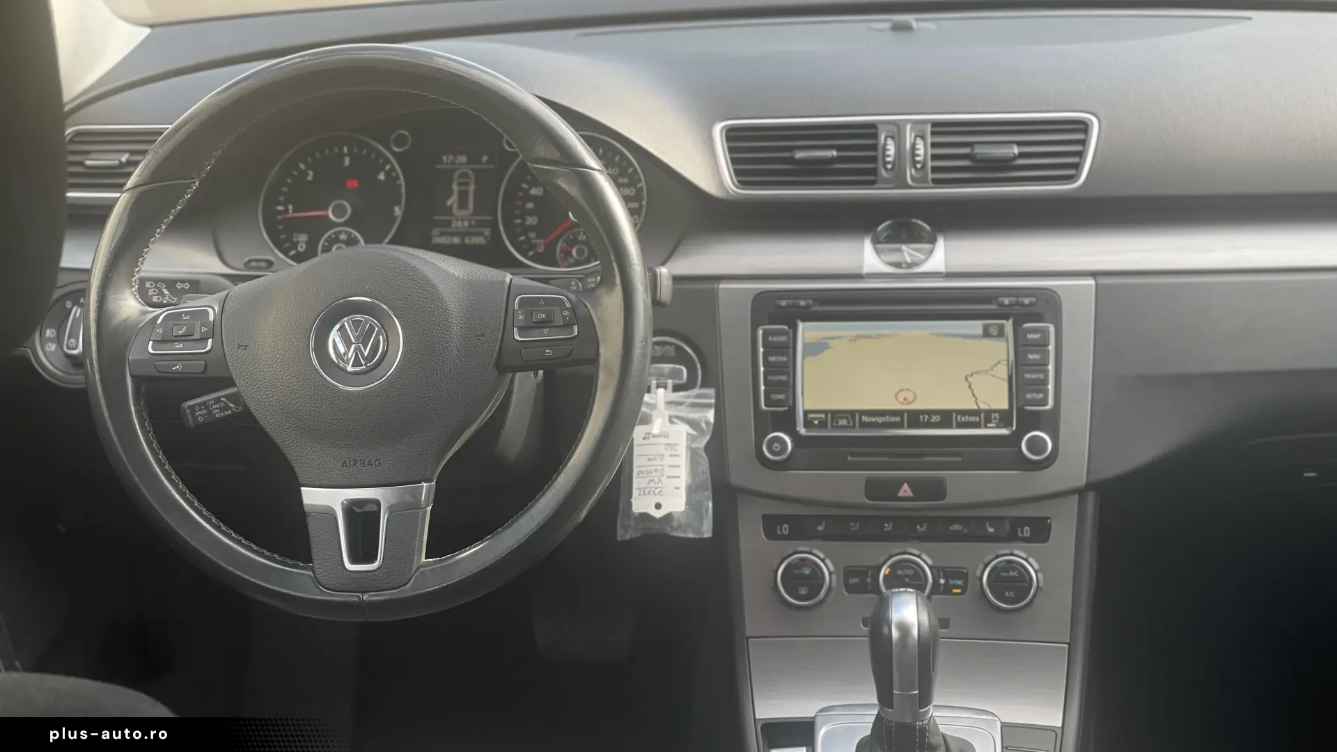VW Passat 2.0 TDI DSG Xenon 2014