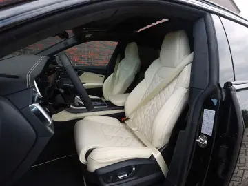 Audi Q8 60 TFSIe Quattro Competition   Exclusive