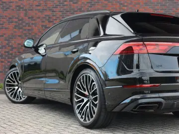 Audi Q8 60 TFSIe Quattro Competition   Exclusive