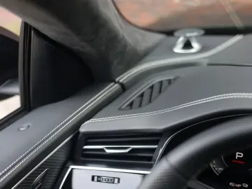 Audi Q8 60 TFSIe Quattro Competition   Exclusive
