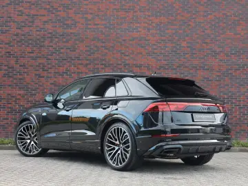 Audi Q8 60 TFSIe Quattro Competition   Exclusive