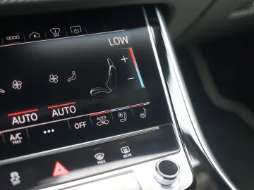 Audi Q8 60 TFSIe Quattro Competition   Exclusive