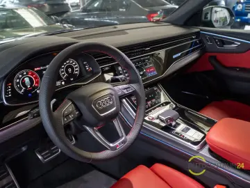 Audi RSQ8 Performance Carbon Pano Matrix HUD