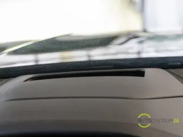 Audi RSQ8 Performance Carbon Pano Matrix HUD