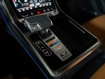 Audi RSQ8 4.0 TFSI Quattro Performance  FACELIFT
