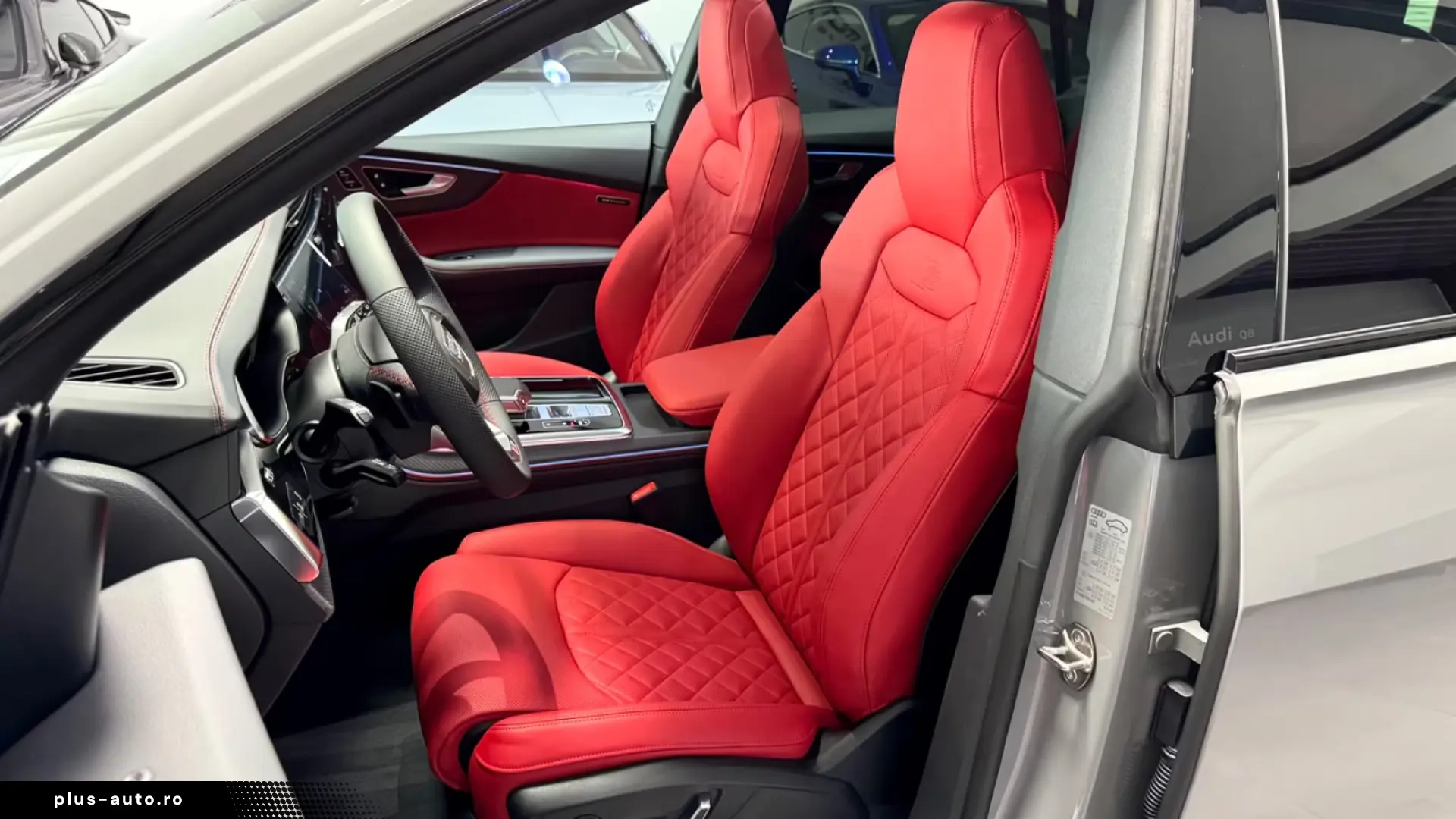 Audi Q8 50 TDI Q. S-LINE INDIVIDUAL CARBON B&O AHK 23