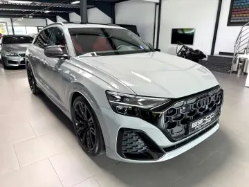 Audi Q8 50 TDI Q. S-LINE INDIVIDUAL CARBON B&O AHK 23