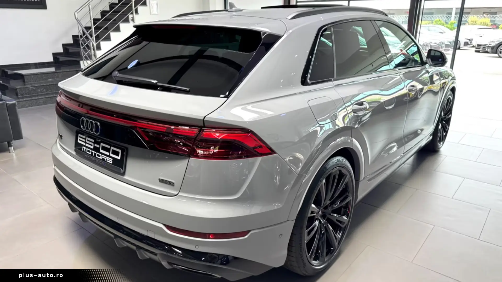 Audi Q8 50 TDI Q. S-LINE INDIVIDUAL CARBON B&O AHK 23