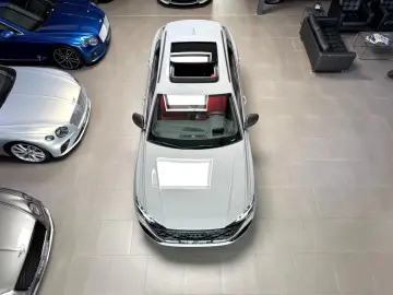 Audi Q8 50 TDI Q. S-LINE INDIVIDUAL CARBON B&O AHK 23
