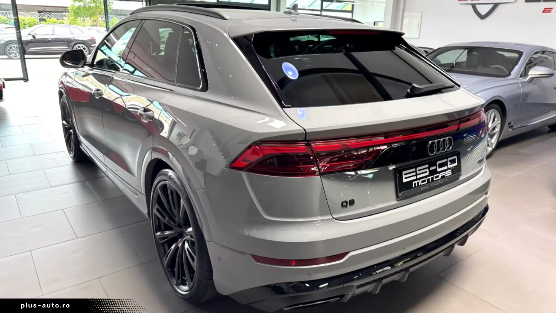 Audi Q8 50 TDI Q. S-LINE INDIVIDUAL CARBON B&O AHK 23