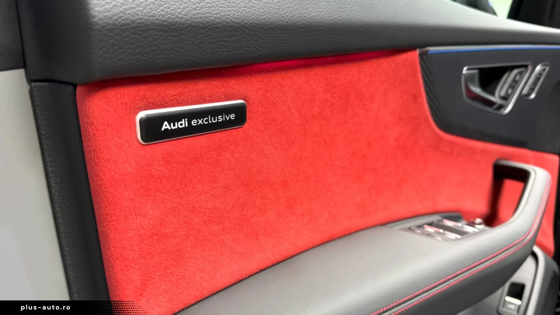 Audi Q8 50 TDI Q. S-LINE INDIVIDUAL CARBON B&O AHK 23