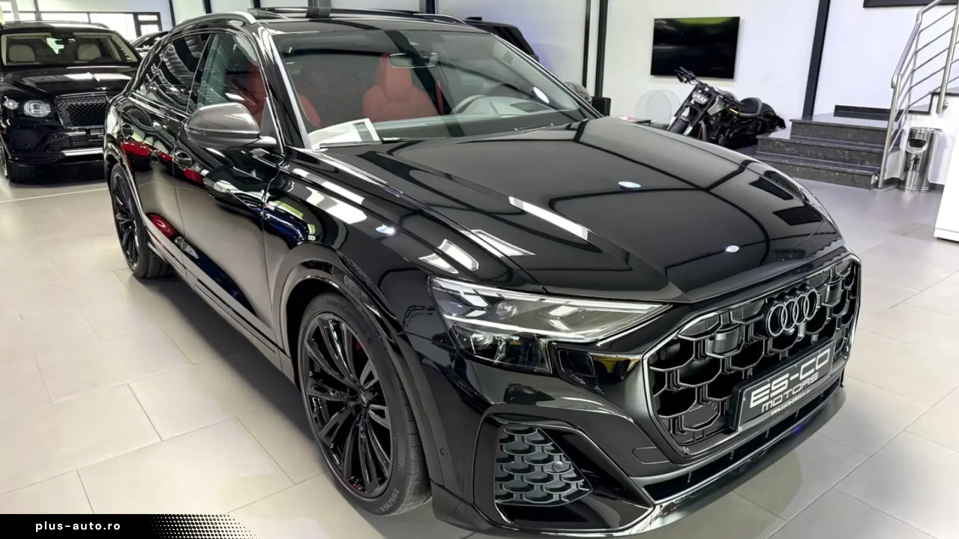 Audi Q8 50 TDI Q. S-LINE INDIVIDUAL CARBON B&O AHK 23