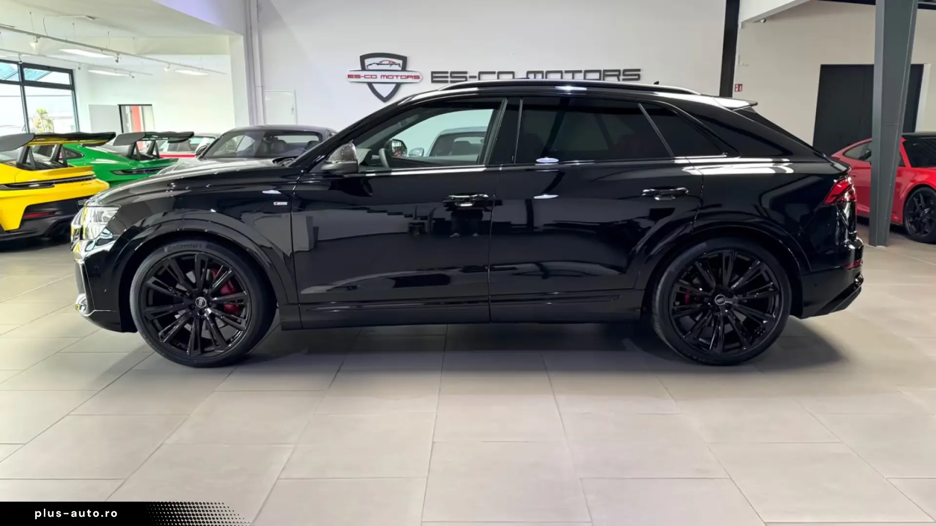 Audi Q8 50 TDI Q. S-LINE INDIVIDUAL CARBON B&O AHK 23